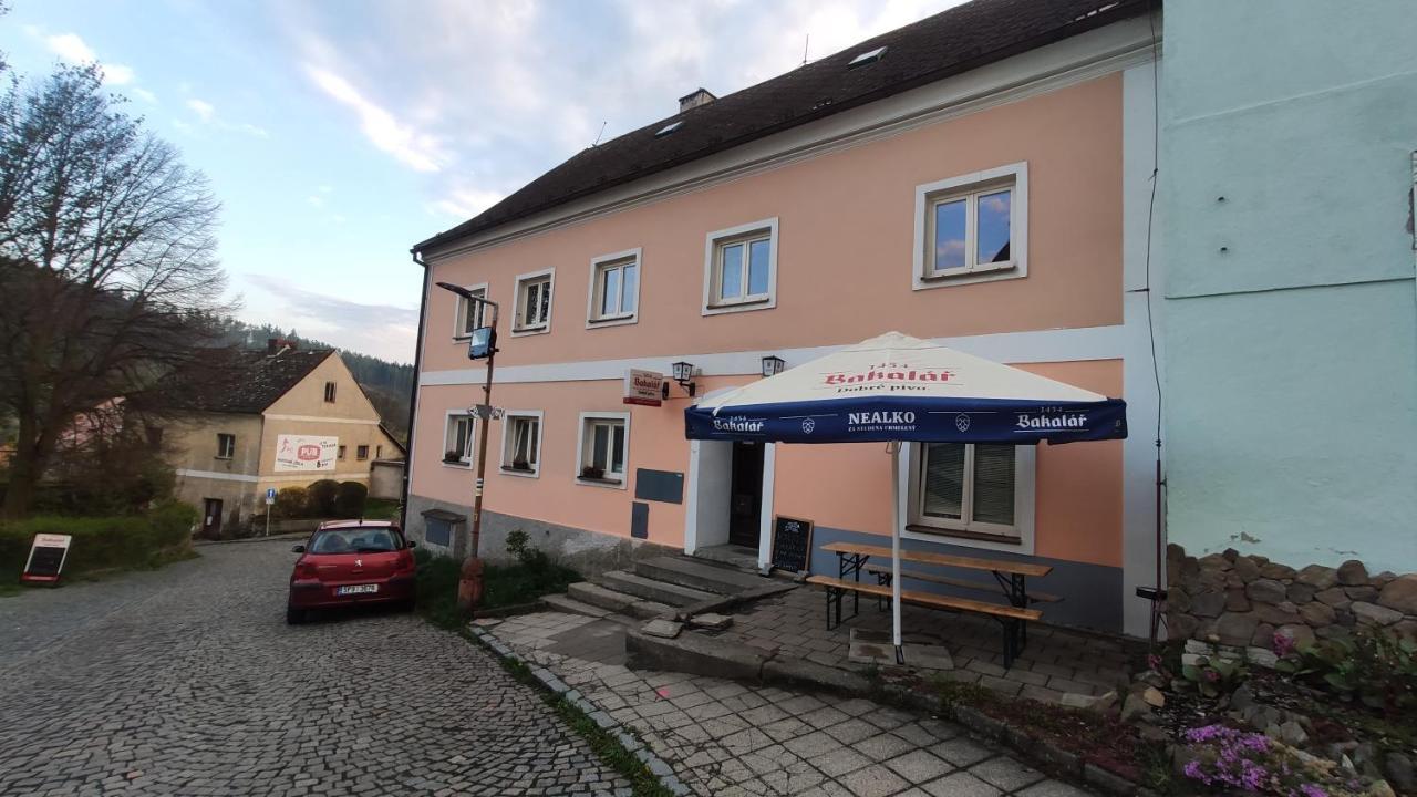 H@M Penzion Žlutice Kültér fotó